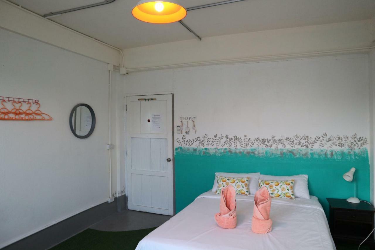 Love Cnx Guesthouse Chiang Mai Eksteriør billede
